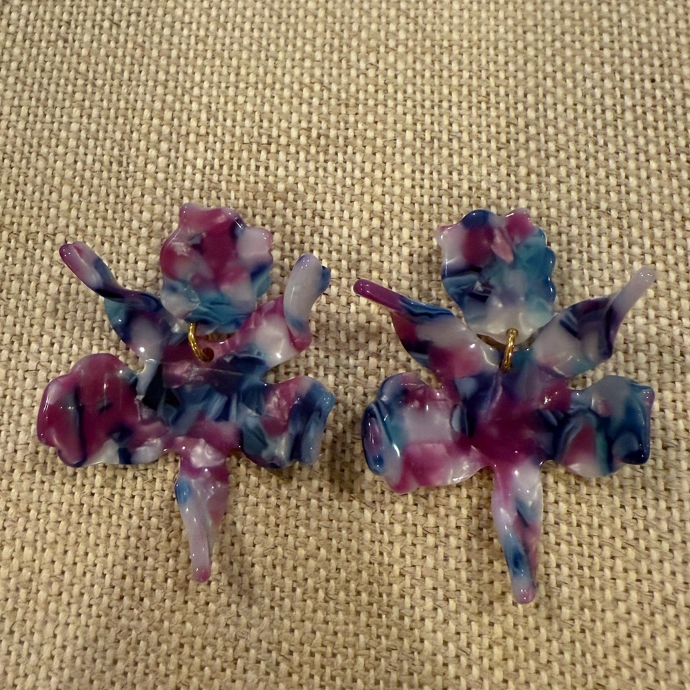 Lele Sadoughi Small Paper Lily Earrings